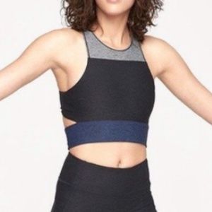 OUTDOOR VOICES slashback crop